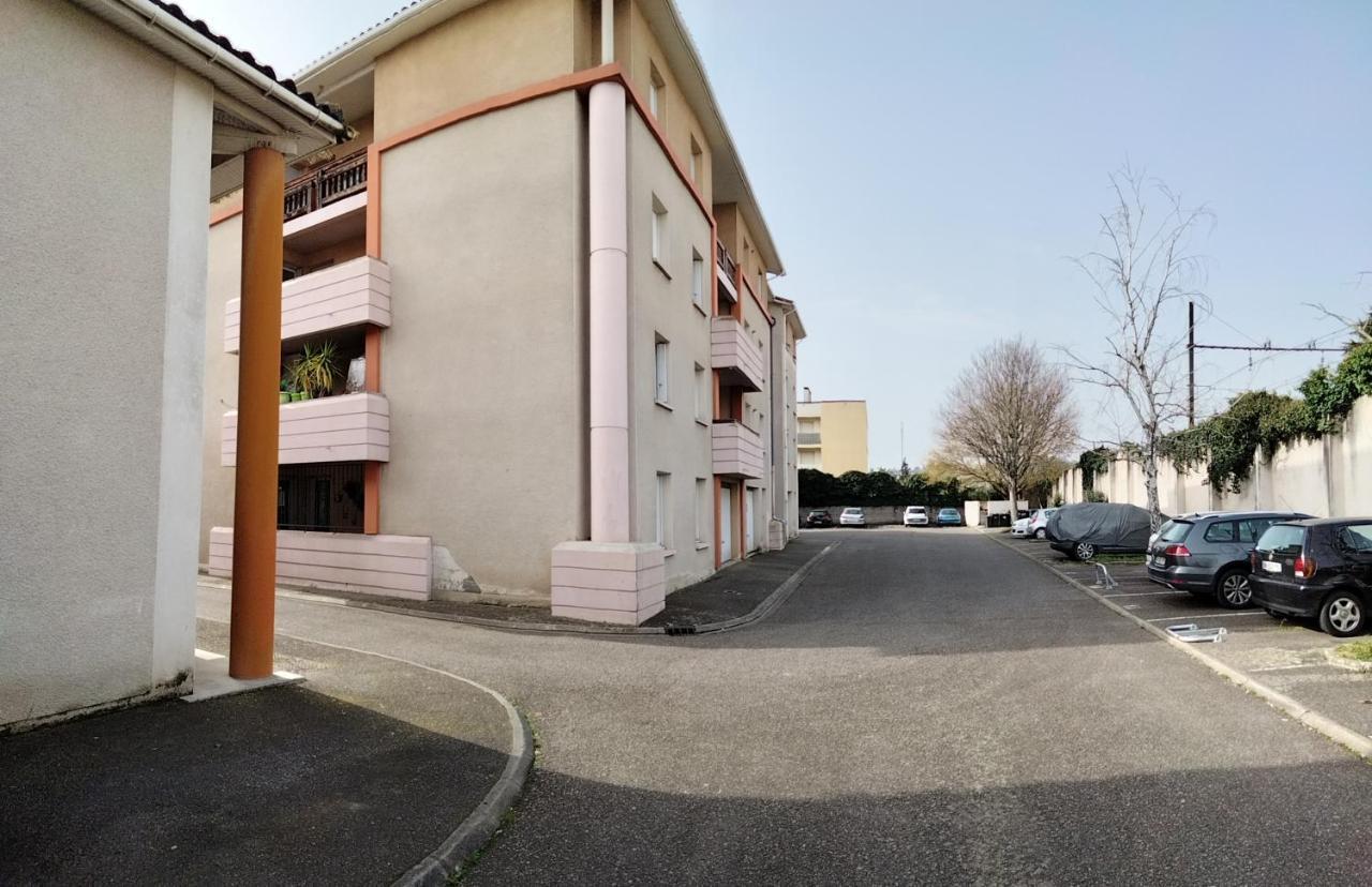 Appartamento Grand T3 Avec Clim, Parking Et Terrasse Privative - Agen Esterno foto